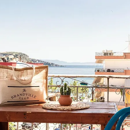 44 - & Access Apartment Himare